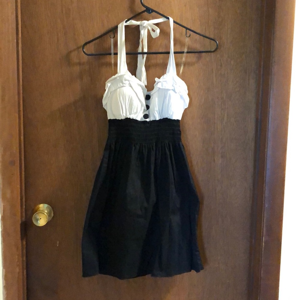 Body Central Black and white halter dress